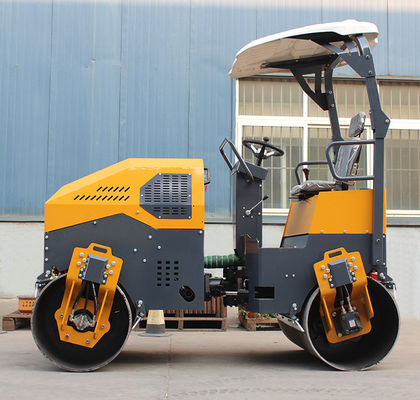HQ-YL1200 1-5 τόνων Vibration Ride On Mini Road Roller με χωρητικότητα δεξαμενής νερού 120L