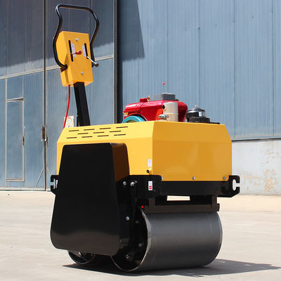 Μίνι 500kg Asphalt Vibratory Road Roller Compactor Machine για περπάτημα πίσω από διπλό τύμπανο