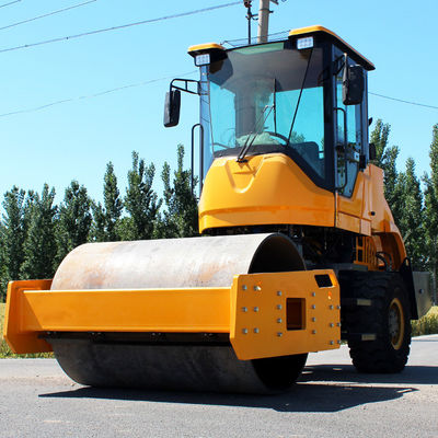 5 τόνων 5000kg δονητικός τροχός με κινητήρα της Ιαπωνίας για μικρές 3 τροχές συμπιεσμού