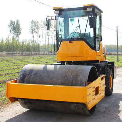 5000kg 6000kg δονητικός τροχός κυλίνδρος με διπλό τύμπανο και συναρπαστική δύναμη 100KN