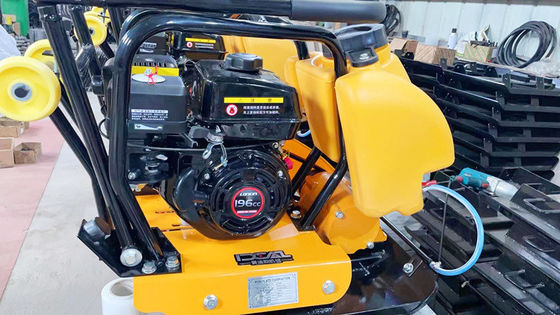 5.5-6.5HP Βενζινοκινητήρα/Δηζελοκινητήρα Φορητός συμπιεστής πλάκας για έργα κατασκευής